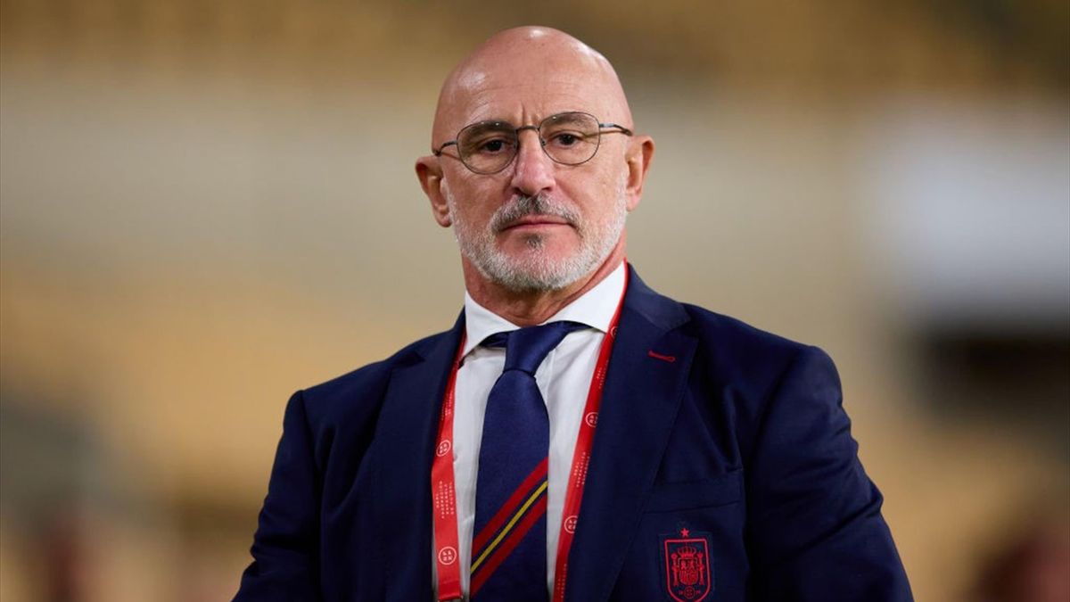 De la Fuente Pelatih Spanyol