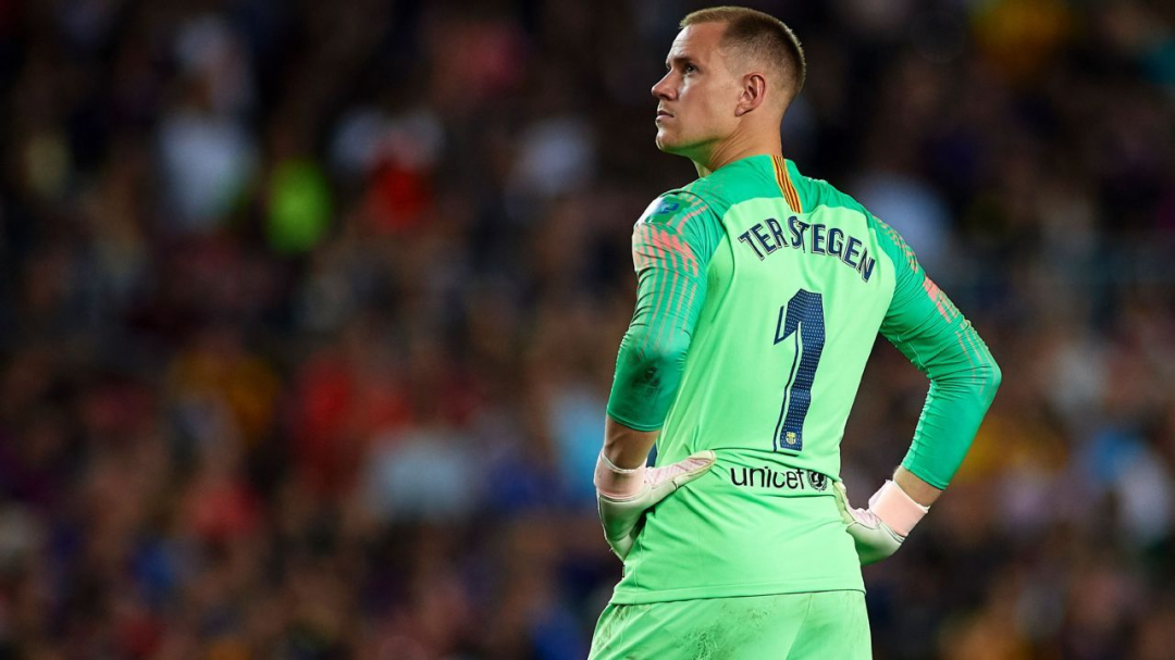Ter Stegen Tak Mau Tersisih: Siap Rebut Kembali Sarung Tangan Utama Barca